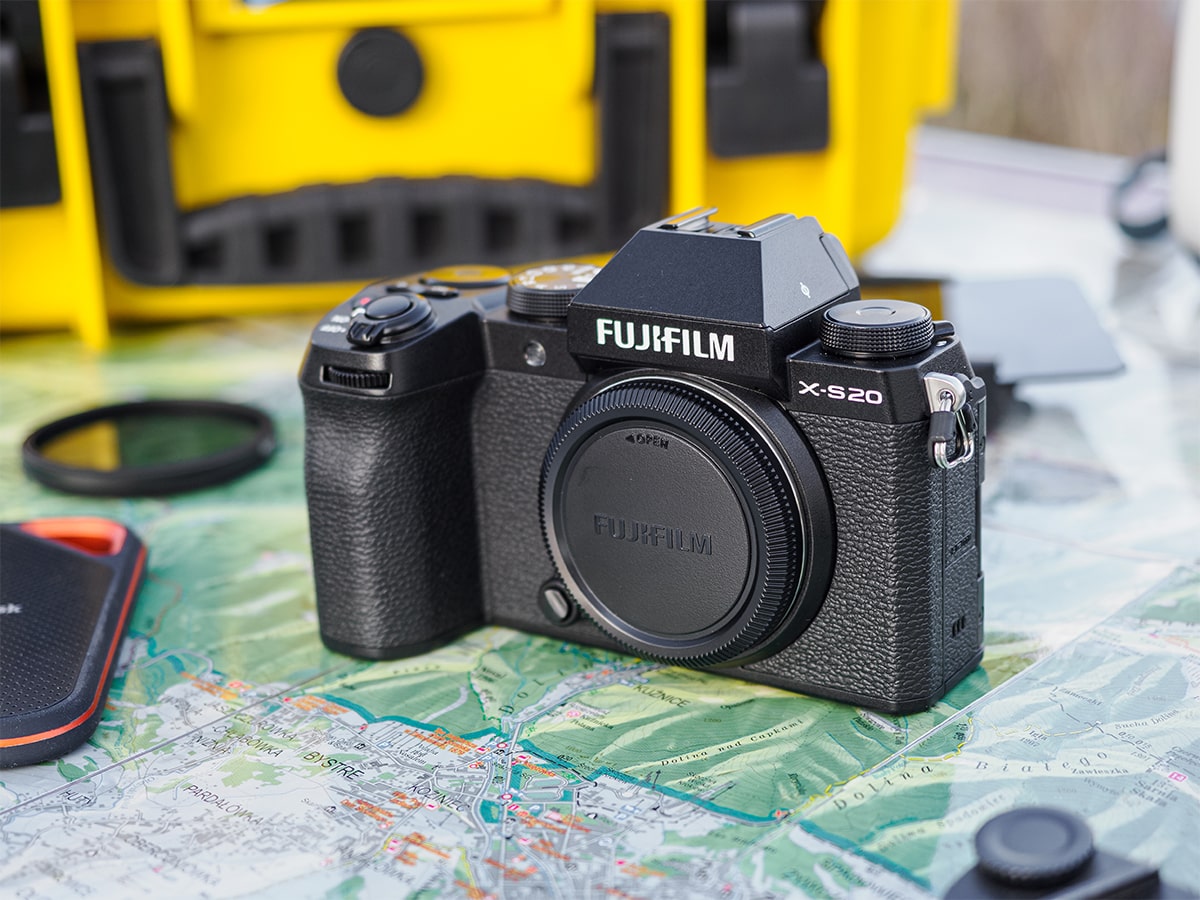 Fujifilm X-S20